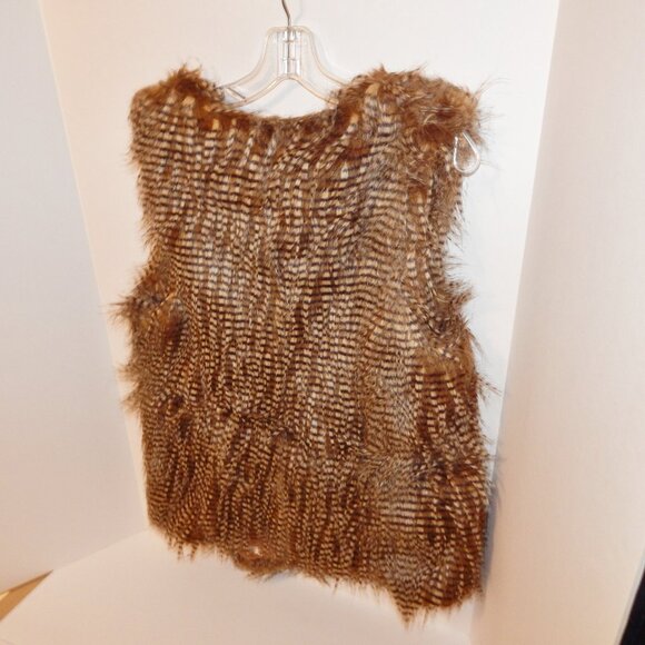 Geneology Fashion DNA Faux Fur Vest Size Large NEW - Picture 4 of 5